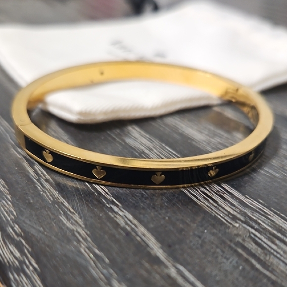 kate spade Jewelry - Kate Spade Spot The Spade Hinged Bracelet